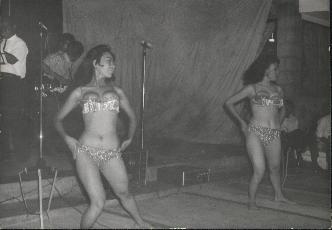 clubdancers1a.jpg